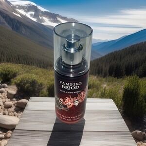 VAMPIRE BLOOD Bath and‎ Body Works Halloween Fine Fragrance Mist 2.5 Mini Spray